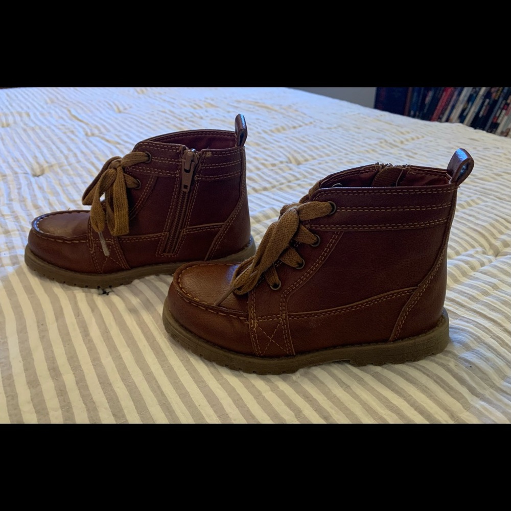 The Place High Top Boots. Zip Up and Tie Sz 10 Boys